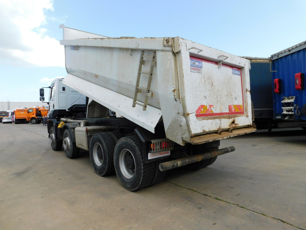 Ford 4142d 8x4 dcab e6 16s223 - Tipper: picture 4 Ford 4142d 8x4 dcab e6 16s223 - Tipper: picture 4