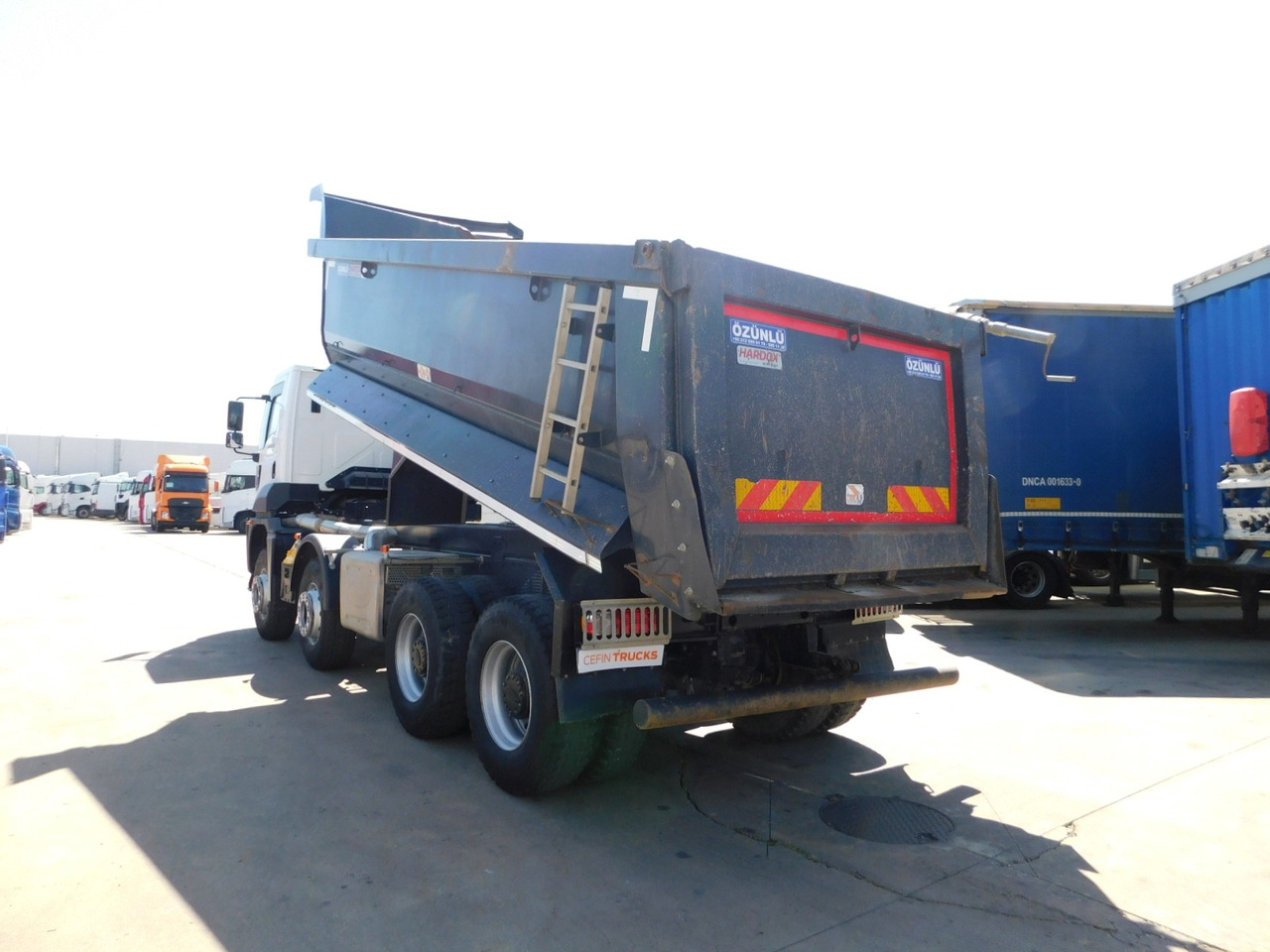 Ford 4142d 8x4 dcab e6 16s2230 - Tipper: picture 4 Ford 4142d 8x4 dcab e6 16s2230 - Tipper: picture 4