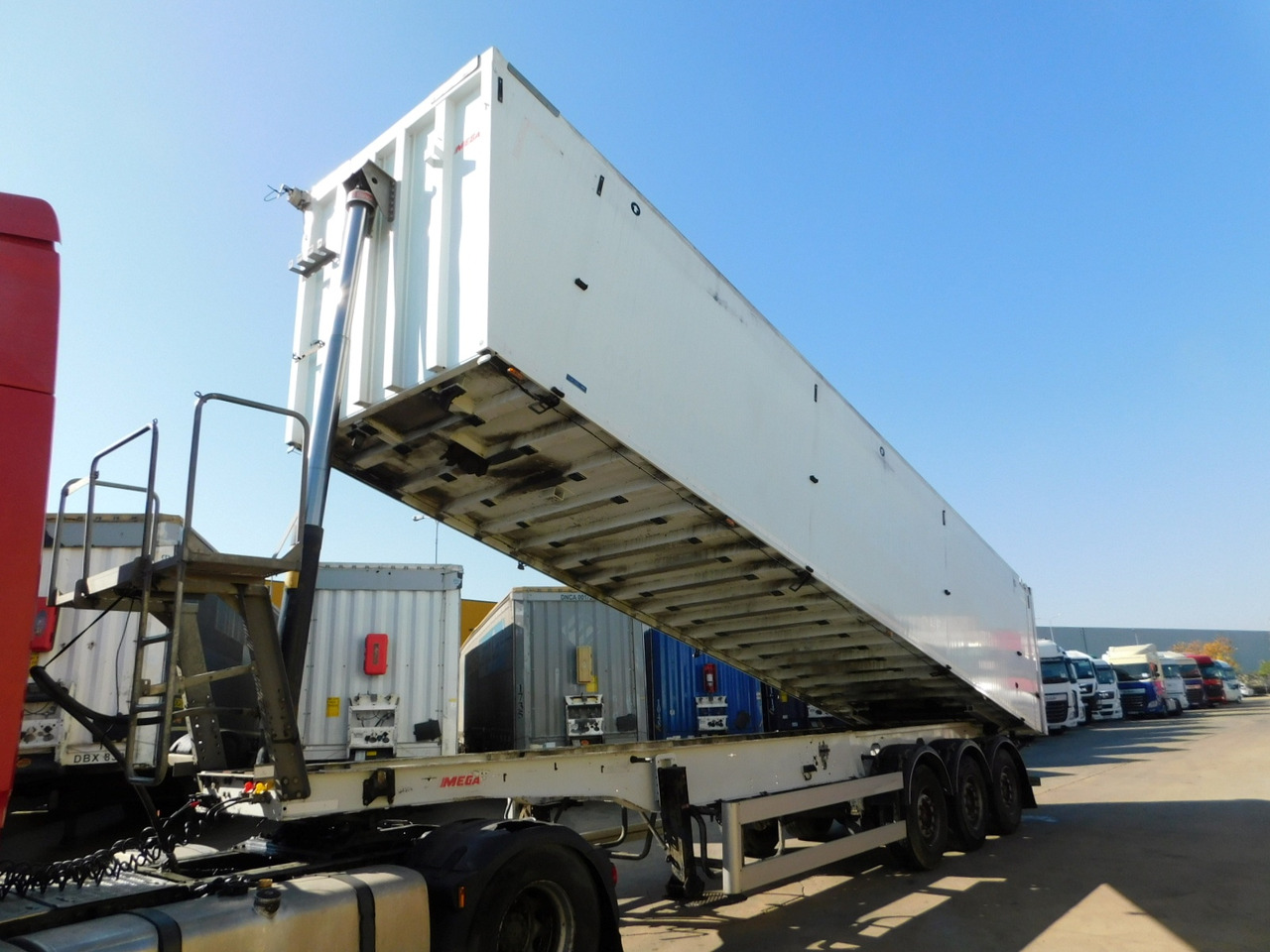 Mega Mnl c - Tipper semi-trailer: picture 1 Mega Mnl c - Tipper semi-trailer: picture 1