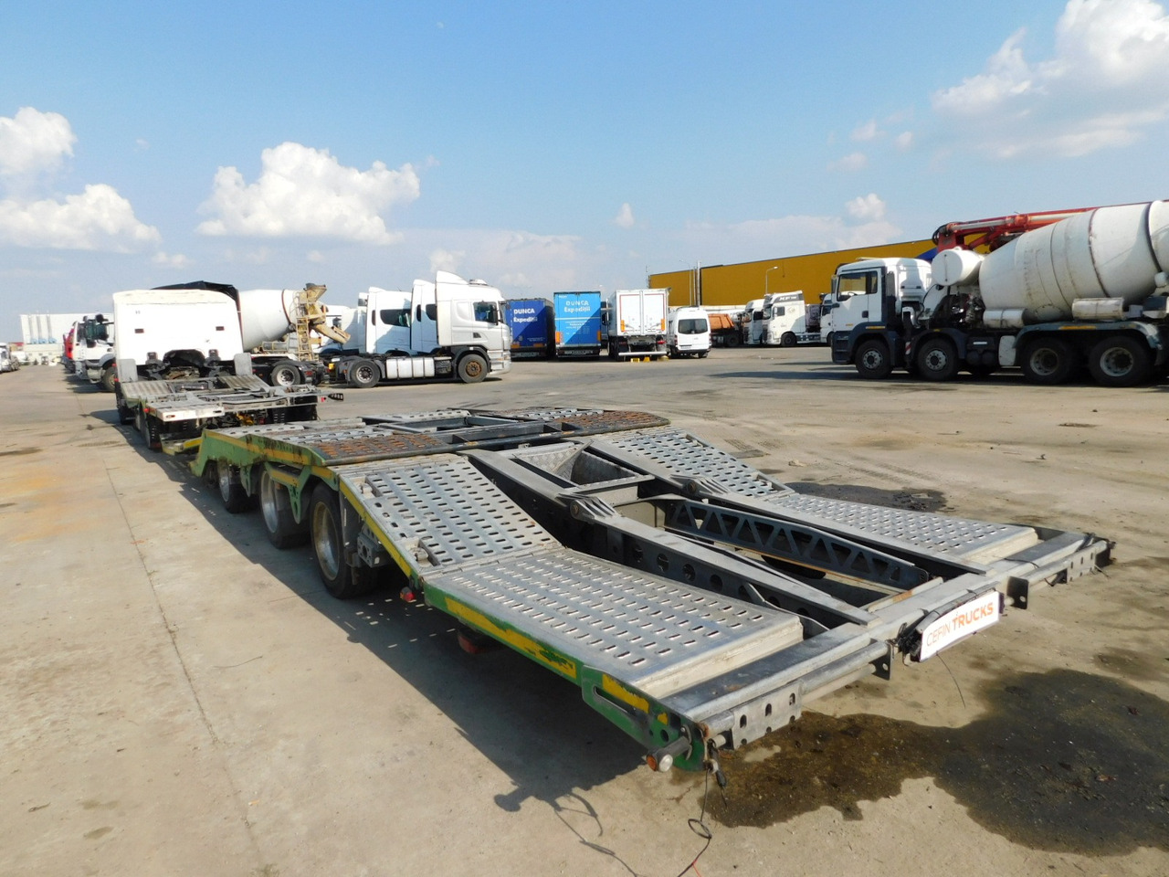 Scania Lb 4x2 - Car transporter truck: picture 4 Scania Lb 4x2 - Car transporter truck: picture 4