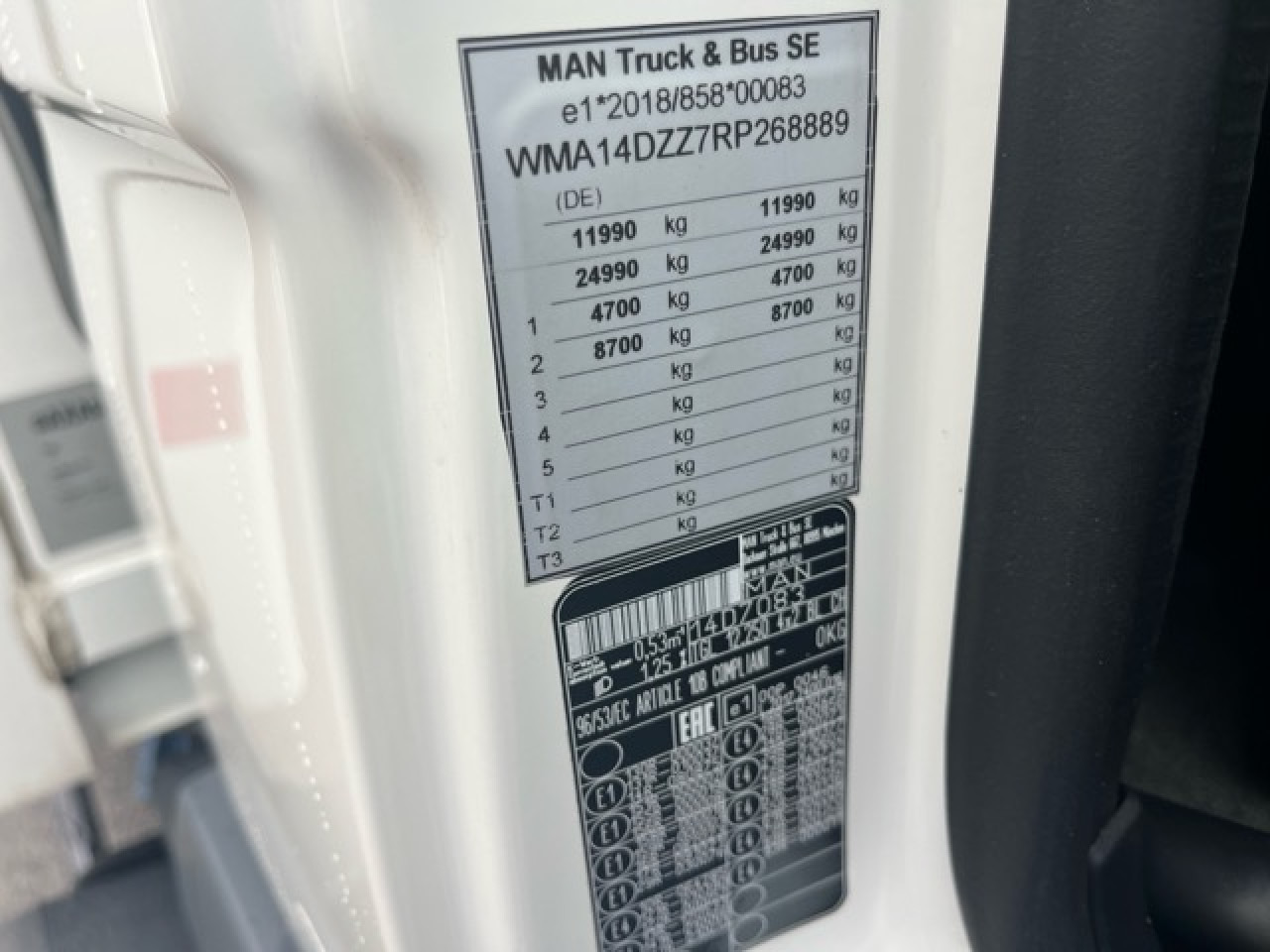 MAN TGL 12.250 4x2 BL CH Euro6 Klima AHK Luftfeder ZV - Box truck: picture 2 MAN TGL 12.250 4x2 BL CH Euro6 Klima AHK Luftfeder ZV - Box truck: picture 2