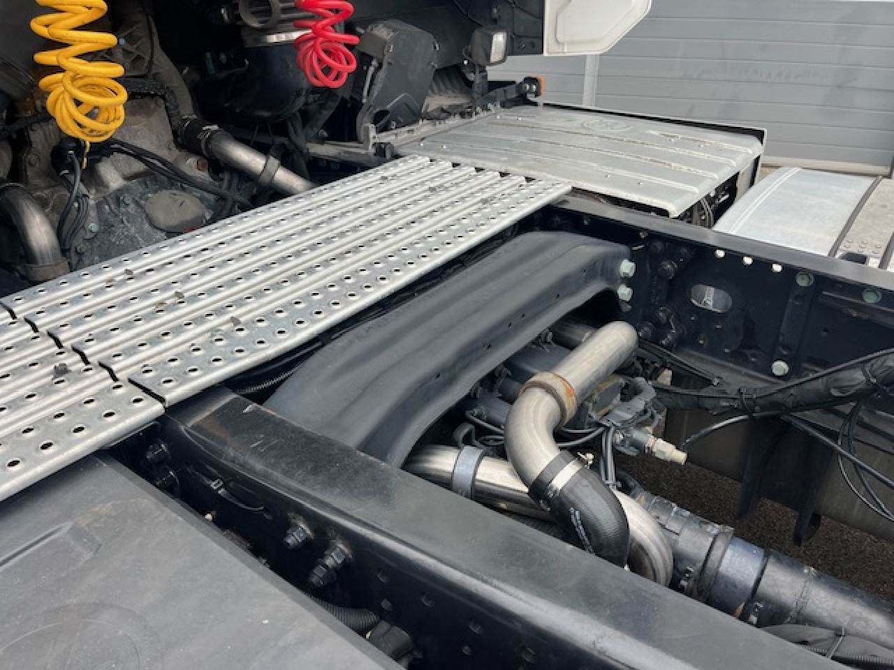 Tractor unit MAN TGX 18.470 4x2 BLS Euro6 Retarder Klima Luftfeder: picture 11