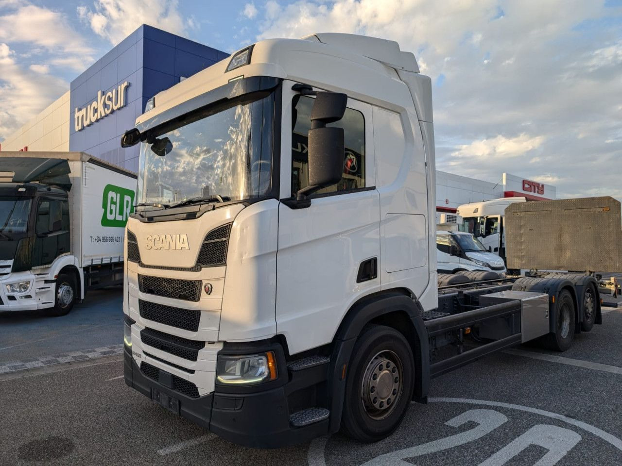 Scania R 450 - Tractor unit: picture 2 Scania R 450 - Tractor unit: picture 2