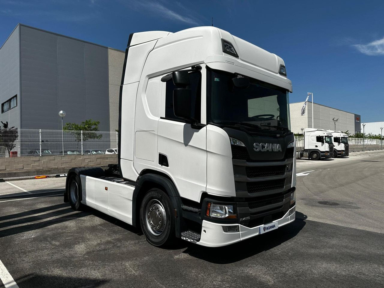 Scania R 450 - Tractor unit: picture 2 Scania R 450 - Tractor unit: picture 2