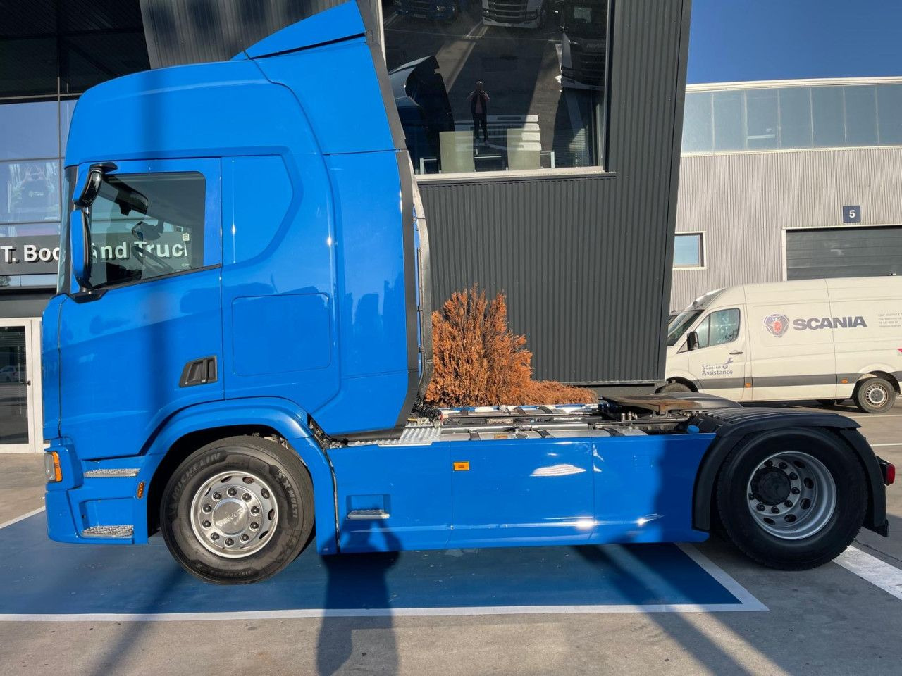 Scania R 450 - Tractor unit: picture 4 Scania R 450 - Tractor unit: picture 4