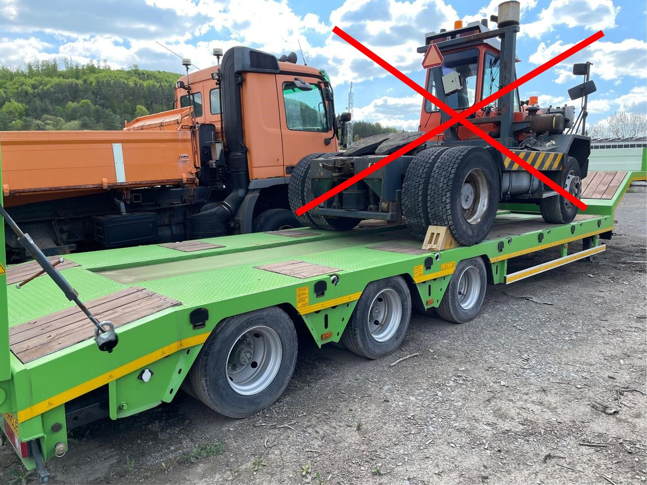 ALPSAN 56t ALPSAN 56t, hydr. Rampen, Verbr. auf 3m - Low loader semi-trailer: picture 2 ALPSAN 56t ALPSAN 56t, hydr. Rampen, Verbr. auf 3m - Low loader semi-trailer: picture 2