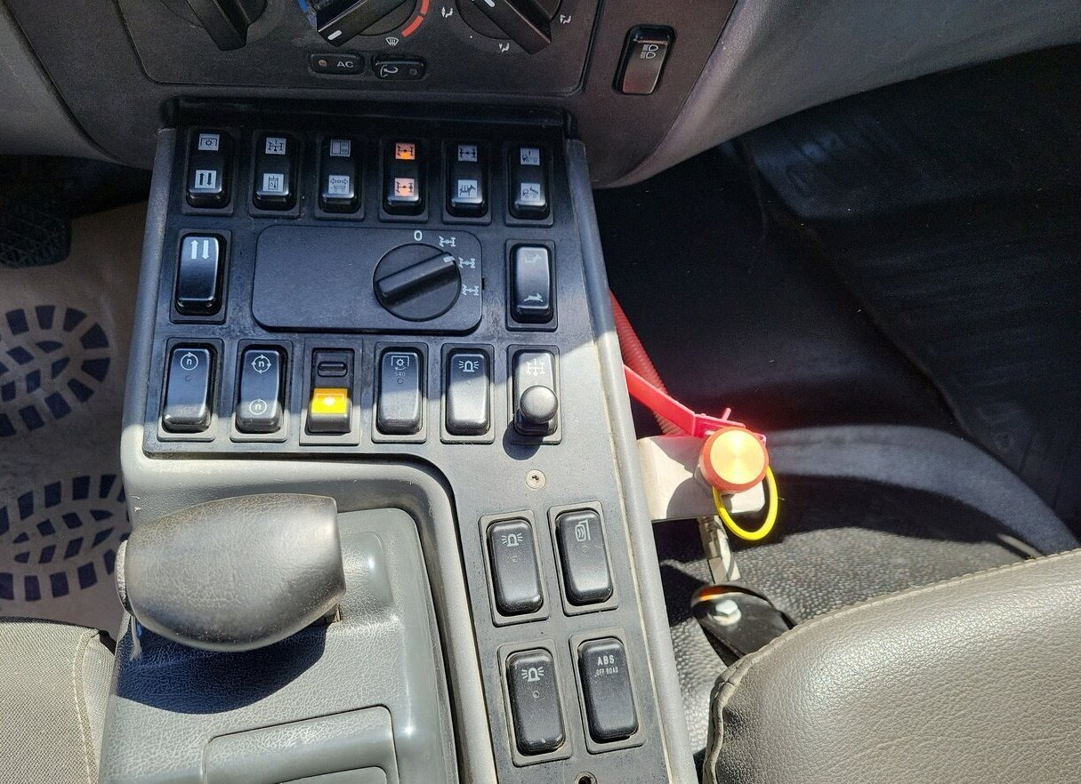 Unimog U 20 4x4 U 20 4x4, Zapfwelle, Kran Hiab 022D-3 HiDuo, Funk - Commercial vehicle: picture 5 Unimog U 20 4x4 U 20 4x4, Zapfwelle, Kran Hiab 022D-3 HiDuo, Funk - Commercial vehicle: picture 5