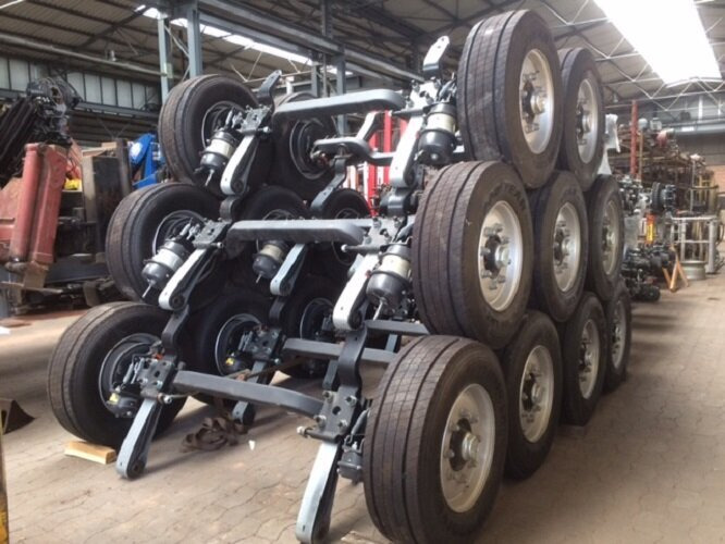 New Car transporter truck EuroCargo ML160E32 4x2 EuroCargo ML160E32 4x2 mit Teilen für Anhänger und Aufbauten: picture 14