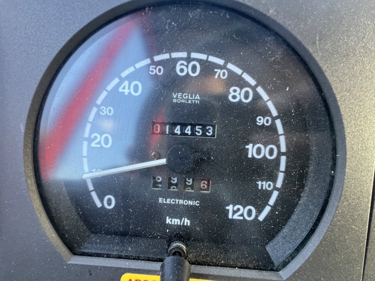 FF 95 E 18 WR 4x4 FF 95 E 18 WR 4x4, 6000l Wassertank - Tanker truck: picture 5 FF 95 E 18 WR 4x4 FF 95 E 18 WR 4x4, 6000l Wassertank - Tanker truck: picture 5