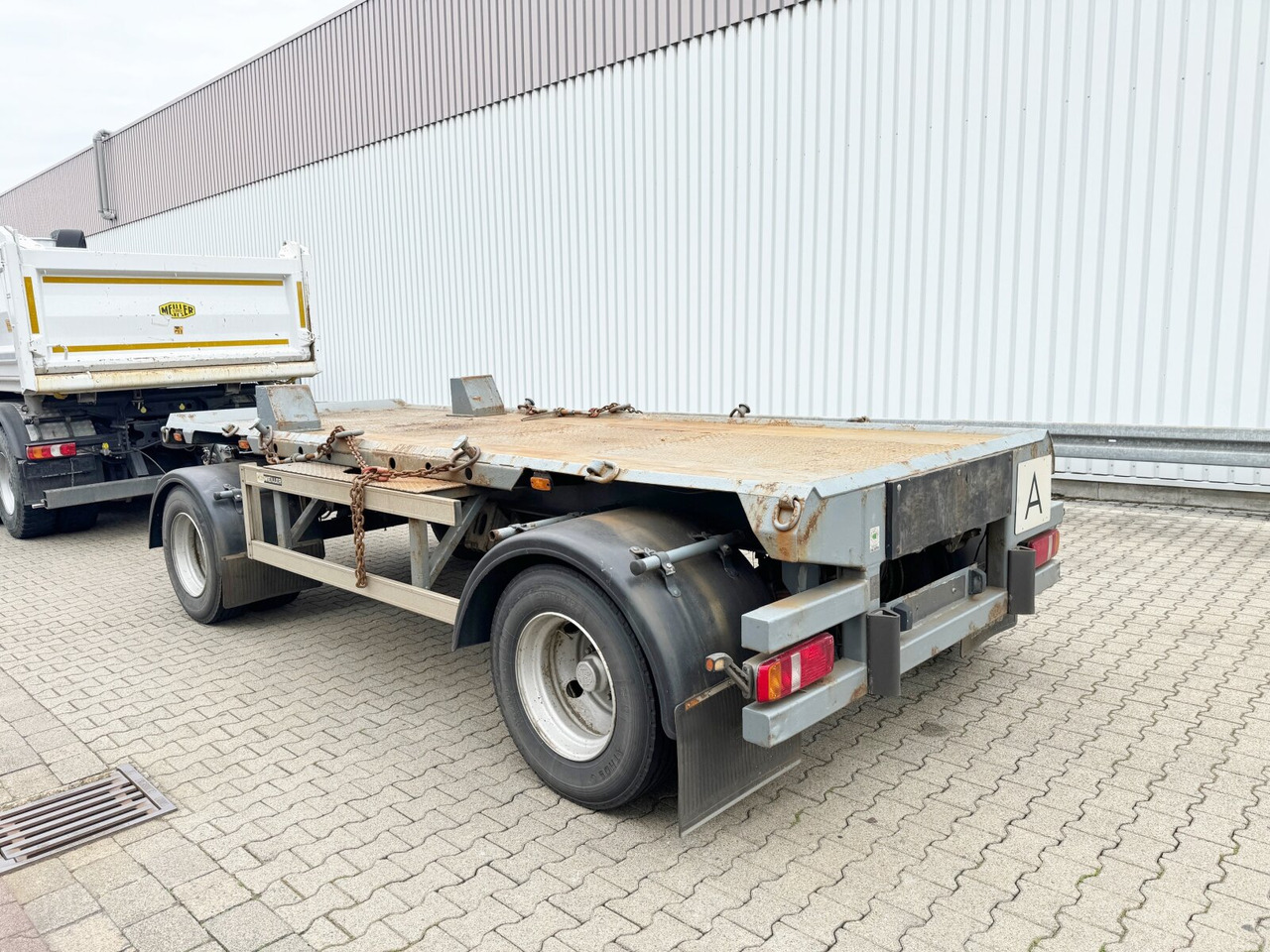 HKM A 18 ZB 3,4 A 18 ZB 3,4 Absetzanhänger - Container transporter/ Swap body trailer: picture 4 HKM A 18 ZB 3,4 A 18 ZB 3,4 Absetzanhänger - Container transporter/ Swap body trailer: picture 4