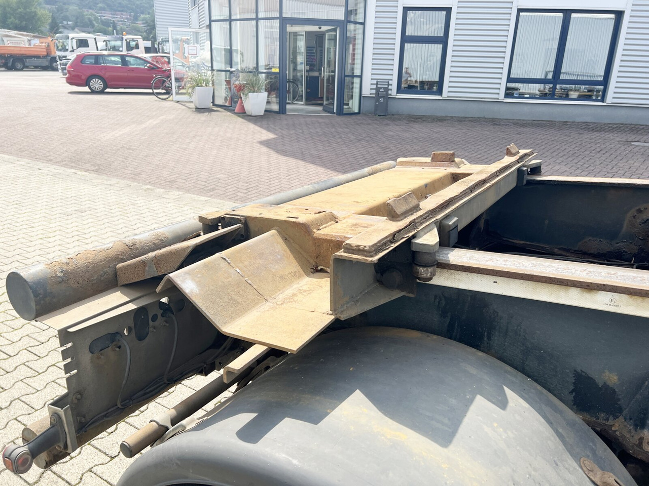 HSA 18.65 Schlittenabroller HSA 18.65 Schlittenabroller - Roll-off/ Skip trailer: picture 3 HSA 18.65 Schlittenabroller HSA 18.65 Schlittenabroller - Roll-off/ Skip trailer: picture 3