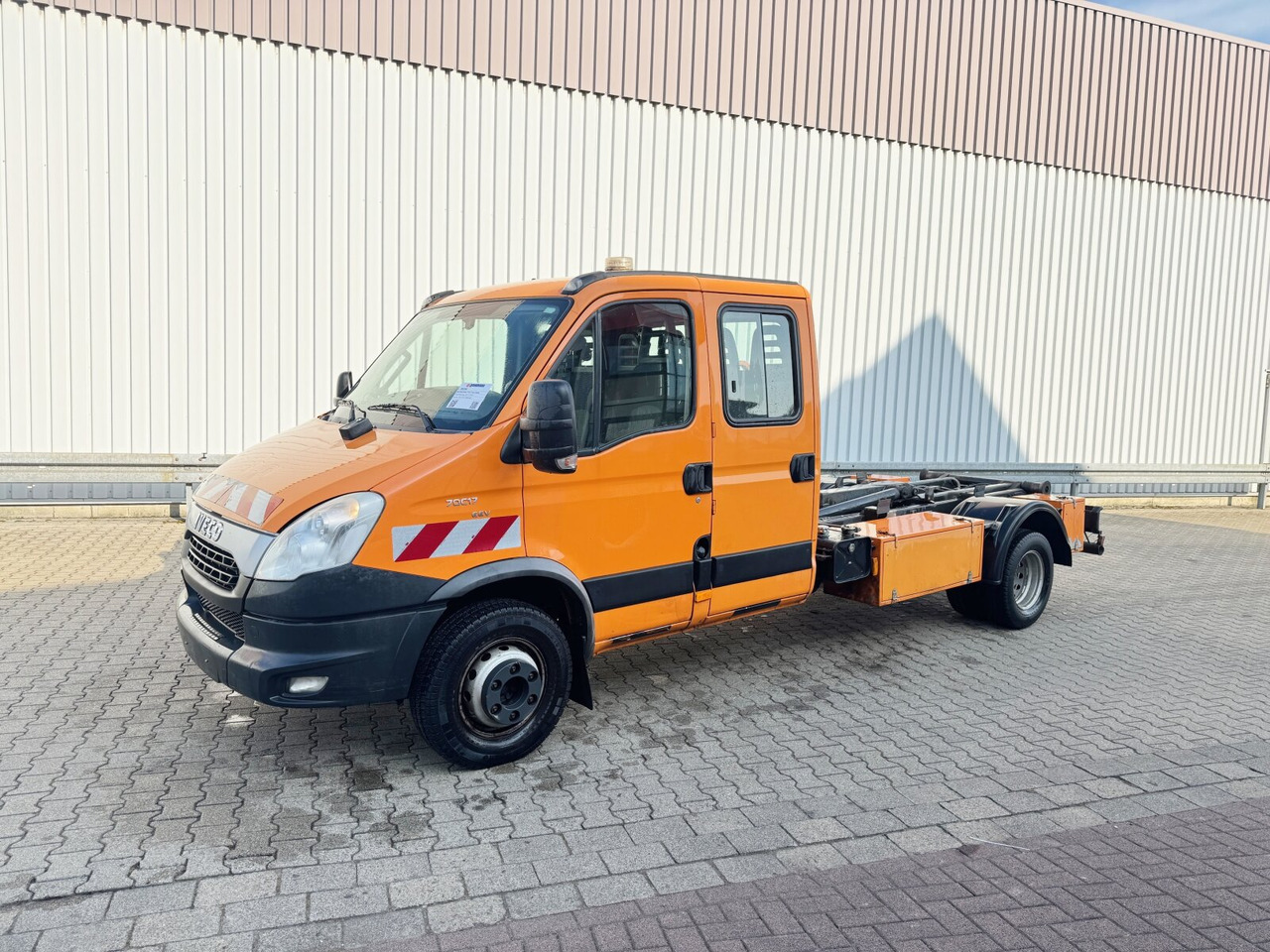 Iveco Daily 70C17 4x2 Doka Daily 70C17 4x2 Doka, EEV, City-Abroller - Hook lift truck: picture 1 Iveco Daily 70C17 4x2 Doka Daily 70C17 4x2 Doka, EEV, City-Abroller - Hook lift truck: picture 1