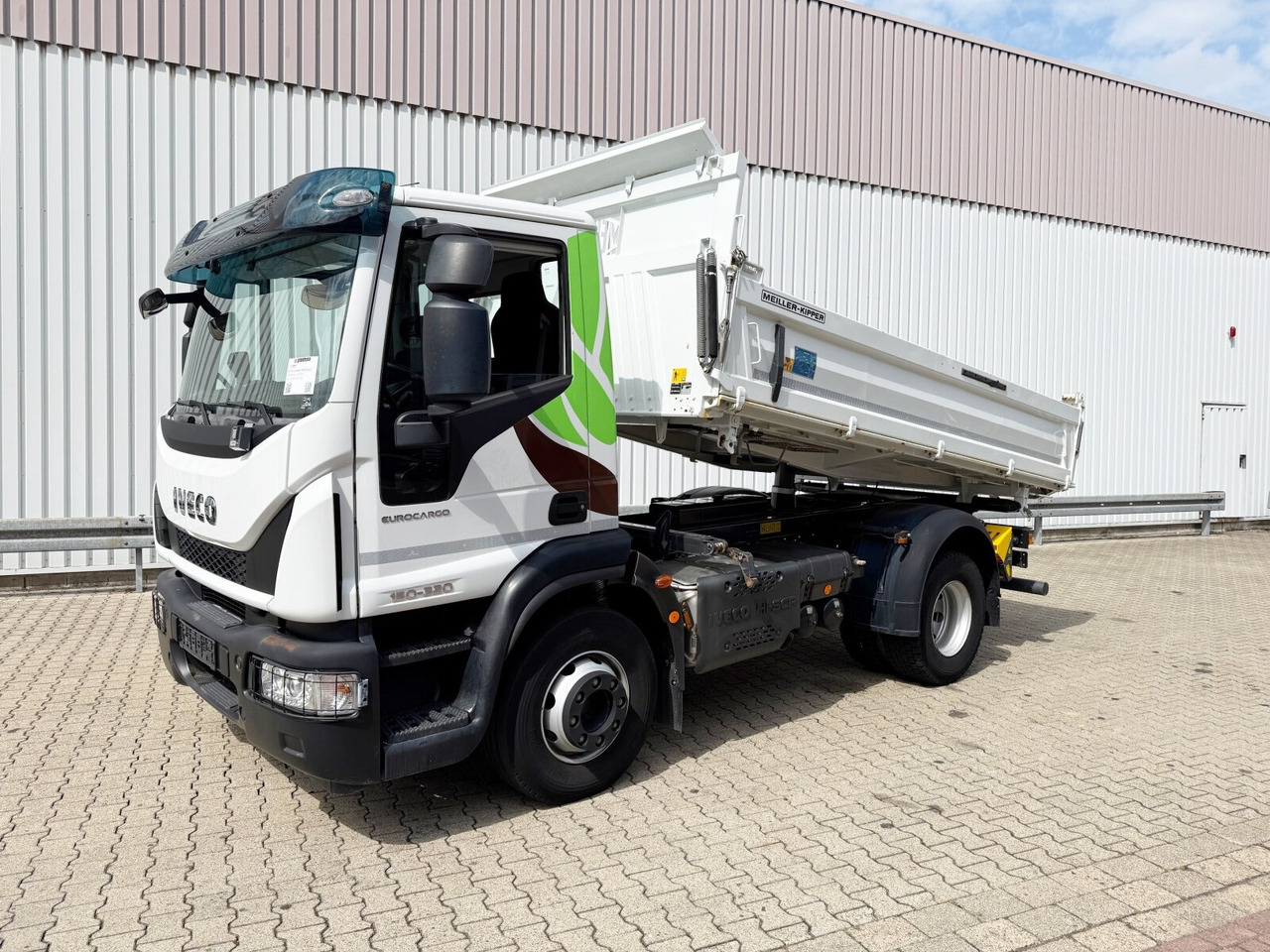 Iveco EuroCargo 150E32 K 4x2 EuroCargo 150E32 K 4x2, Meiller Kipper, 2x AHK - Tipper: picture 1 Iveco EuroCargo 150E32 K 4x2 EuroCargo 150E32 K 4x2, Meiller Kipper, 2x AHK - Tipper: picture 1