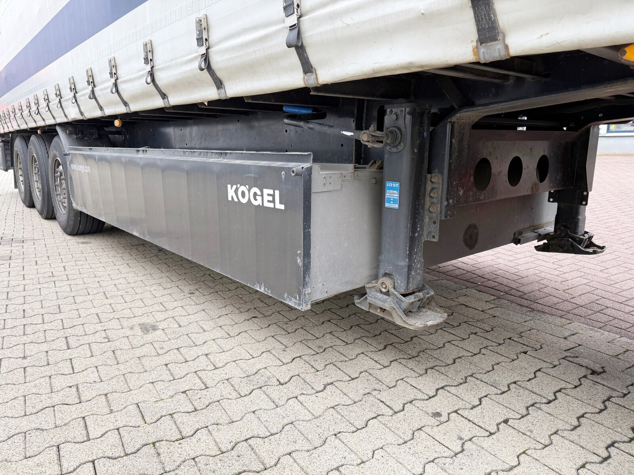 Kögel SN 24-1 SN 24-1, Liftachse, Edscha - Dropside/ Flatbed semi-trailer: picture 2 Kögel SN 24-1 SN 24-1, Liftachse, Edscha - Dropside/ Flatbed semi-trailer: picture 2