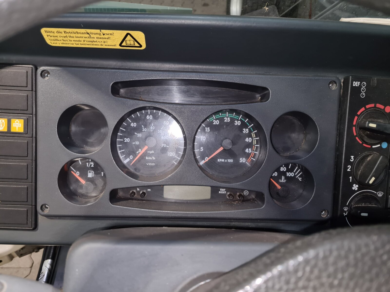 M 30 FUMO 4x4 DOKA M30 Fumo 4x4 Doka Kipper - Tipper: picture 2 M 30 FUMO 4x4 DOKA M30 Fumo 4x4 Doka Kipper - Tipper: picture 2