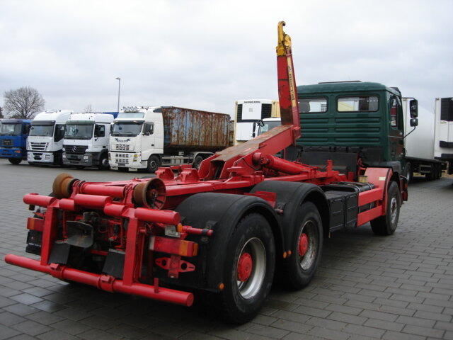 MAN E69 26.403 26.403 6x2, Marrell 26.70, AHK - Hook lift truck: picture 3 MAN E69 26.403 26.403 6x2, Marrell 26.70, AHK - Hook lift truck: picture 3