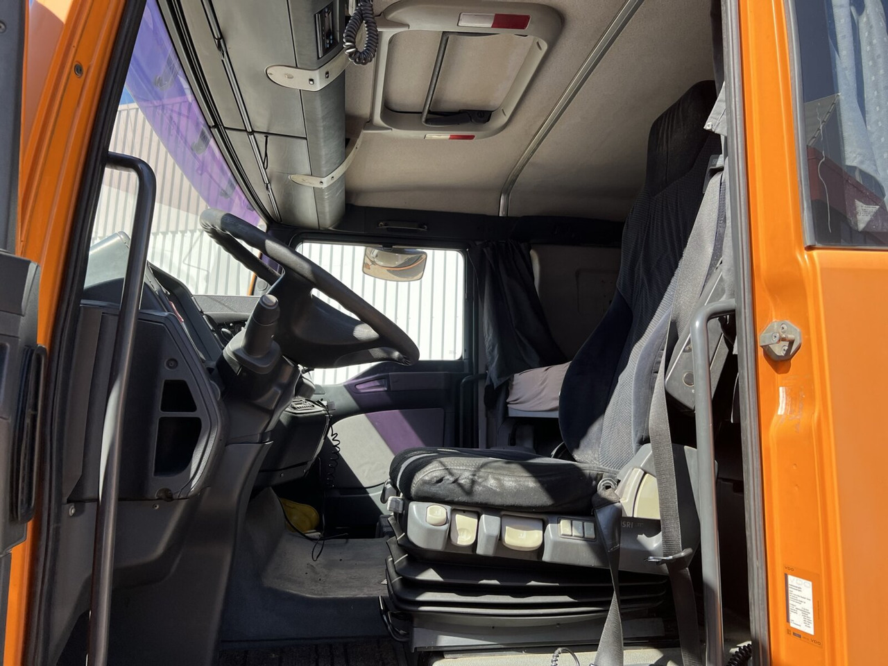 MAN TGA 26.430 6X4 BL TGA 26.430 6X4 BL - Cab chassis truck: picture 3 MAN TGA 26.430 6X4 BL TGA 26.430 6X4 BL - Cab chassis truck: picture 3