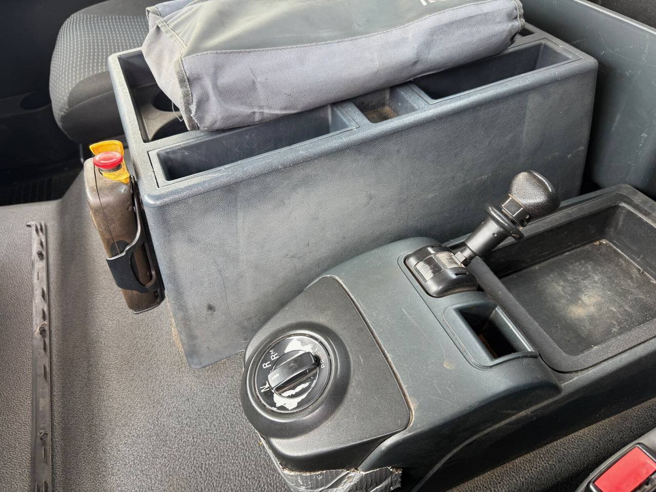 MAN TGM 15.250 4x2 LL TGM 15.250 4x2 LL, Tele-Absetzer - Skip loader truck: picture 5 MAN TGM 15.250 4x2 LL TGM 15.250 4x2 LL, Tele-Absetzer - Skip loader truck: picture 5