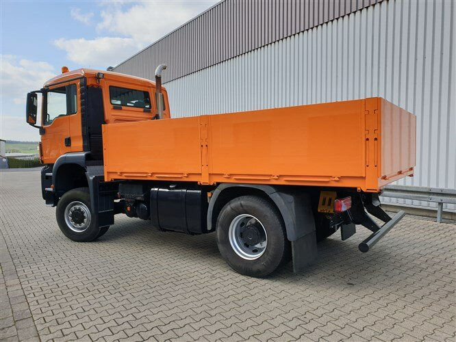 Dropside/ Flatbed truck MAN TGS 18.360/440 4x4 BL TGS 18.360/440 4x4 BL, Winterdienstausstattung: picture 8 Dropside/ Flatbed truck MAN TGS 18.360/440 4x4 BL TGS 18.360/440 4x4 BL, Winterdienstausstattung: picture 8
