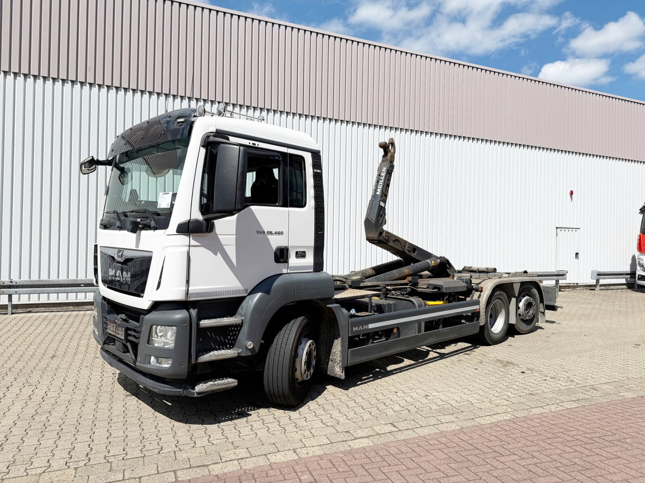 MAN TGS 26.460 6x2-4 BL TGS 26.460 6x2-4 BL, Lenk-/Liftachse, Motorabtrieb - Hook lift truck: picture 1 MAN TGS 26.460 6x2-4 BL TGS 26.460 6x2-4 BL, Lenk-/Liftachse, Motorabtrieb - Hook lift truck: picture 1