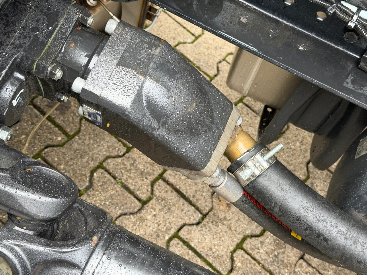 MAN TGS 26.520 6x2-2 BL TGS 26.520 6x2-2 BL, Navi, Liftachse - Hook lift truck: picture 4 MAN TGS 26.520 6x2-2 BL TGS 26.520 6x2-2 BL, Navi, Liftachse - Hook lift truck: picture 4