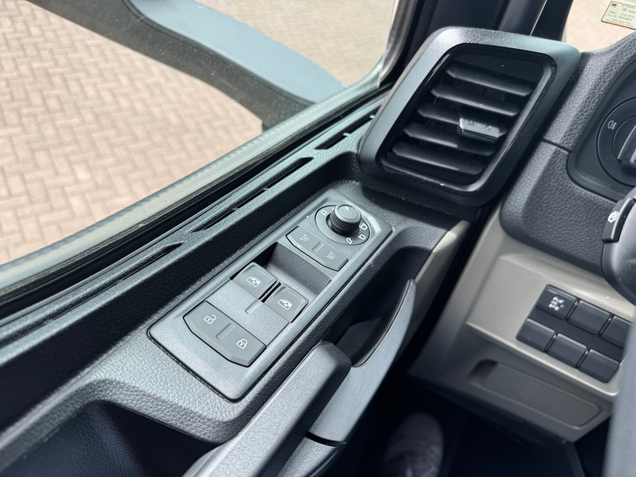 New Hook lift truck MAN TGS 33.480 6x6 BB CH TGS 33.480 6x6 BB CH, Hohe Bauart, Nebenantrieb: picture 6 New Hook lift truck MAN TGS 33.480 6x6 BB CH TGS 33.480 6x6 BB CH, Hohe Bauart, Nebenantrieb: picture 6