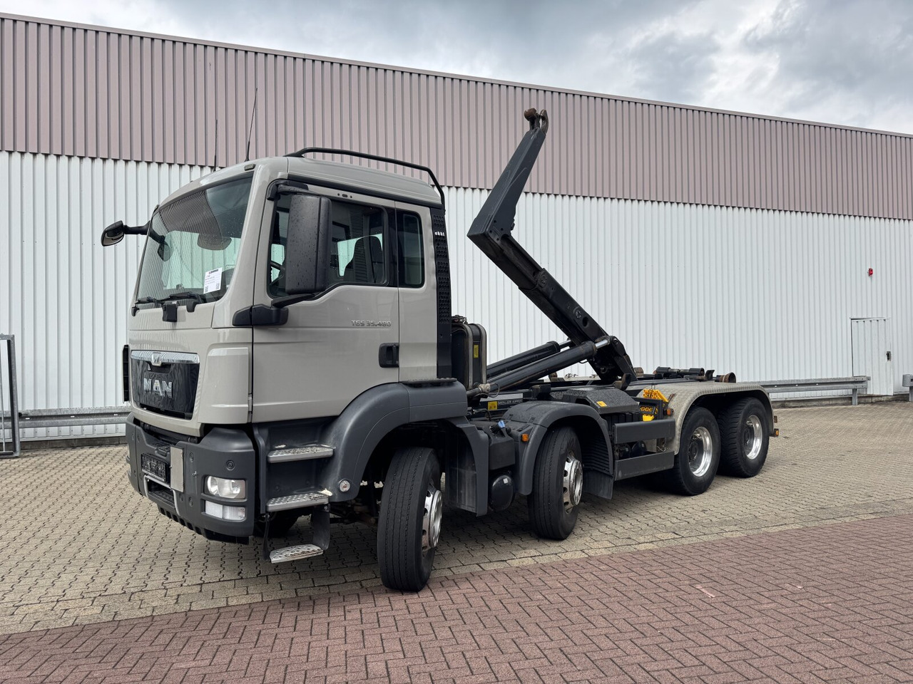 MAN TGS 35.480 8x4 BL TGS 35.480 8x4 BL, Meiller RK 30.62 bis 6,5 m Beh. - Hook lift truck: picture 1 MAN TGS 35.480 8x4 BL TGS 35.480 8x4 BL, Meiller RK 30.62 bis 6,5 m Beh. - Hook lift truck: picture 1