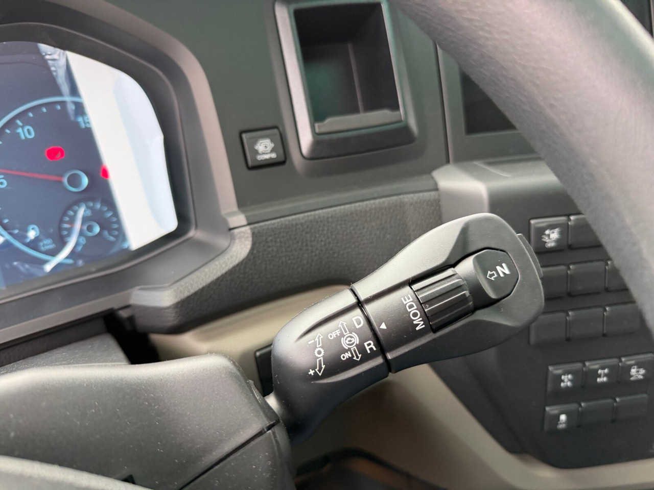 MAN TGS 41.480 8x4 BB CH TGS 41.480 8x4 BB CH, MEHRFACH VORHANDEN! - Cab chassis truck: picture 5 MAN TGS 41.480 8x4 BB CH TGS 41.480 8x4 BB CH, MEHRFACH VORHANDEN! - Cab chassis truck: picture 5