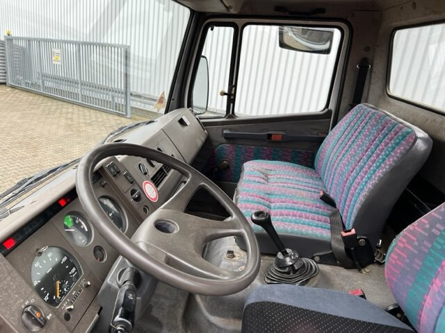 Mercedes-Benz 811 K 4x2 811 K 4x2 - Tipper: picture 2 Mercedes-Benz 811 K 4x2 811 K 4x2 - Tipper: picture 2