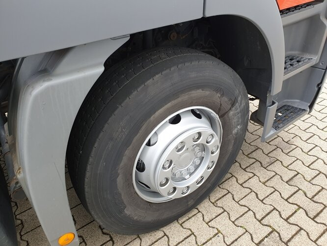 Mercedes-Benz Actros 2544 L 6x2 Actros 2544 L 6x2, ADR, Retarder, Lenkachse - Skip loader truck: picture 4 Mercedes-Benz Actros 2544 L 6x2 Actros 2544 L 6x2, ADR, Retarder, Lenkachse - Skip loader truck: picture 4
