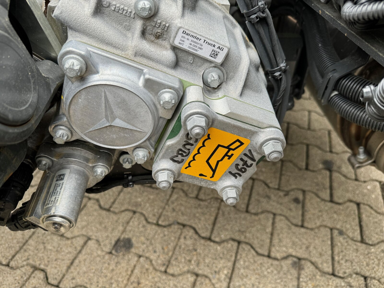 New Hook lift truck Mercedes-Benz Actros 2545 L 6x2 Actros 2545 L 6x2, Lenk-/Liftachse, StreamSpace, MultimediaCockpit: picture 14