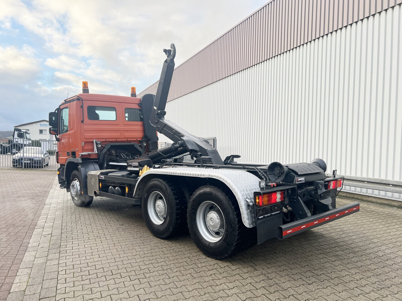 Hook lift truck Mercedes-Benz Actros 2644/48 K 6x4 Actros 2644/48 K 6x4, Hiab Multilift: picture 9