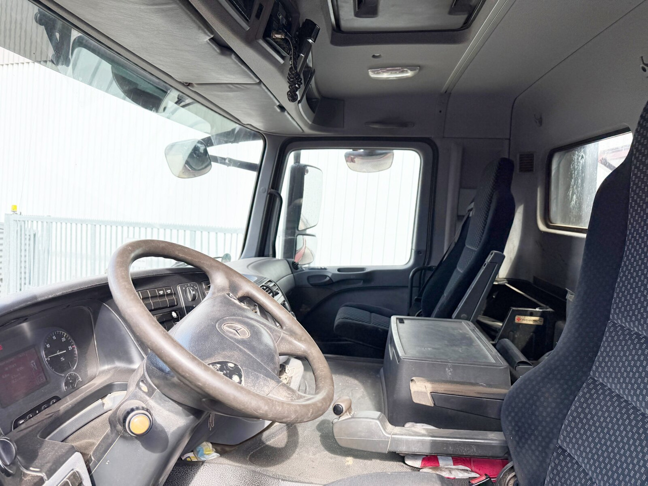 Mercedes-Benz Actros 2646 K 6x4 Actros 2646 K 6x4, Retarder, Bordmatik - Tipper: picture 4 Mercedes-Benz Actros 2646 K 6x4 Actros 2646 K 6x4, Retarder, Bordmatik - Tipper: picture 4