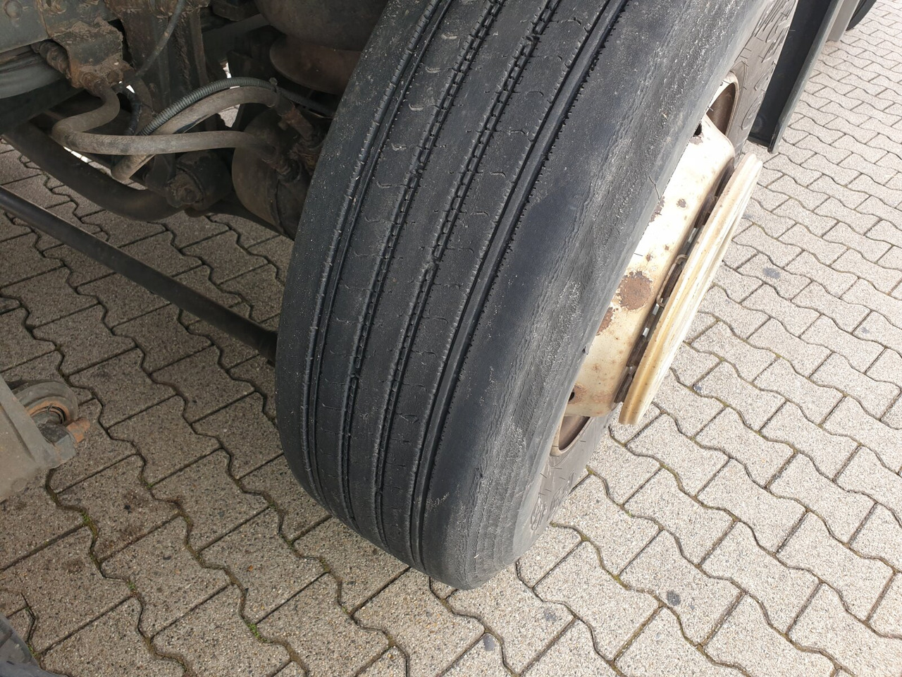 Mercedes-Benz Actros 3236 L 8x2/6 Actros 3236 L 8x2/6, 2x Lenkachse, Schörling Aufbau, Zoeller-Schüttung - Refuse truck: picture 4 Mercedes-Benz Actros 3236 L 8x2/6 Actros 3236 L 8x2/6, 2x Lenkachse, Schörling Aufbau, Zoeller-Schüttung - Refuse truck: picture 4