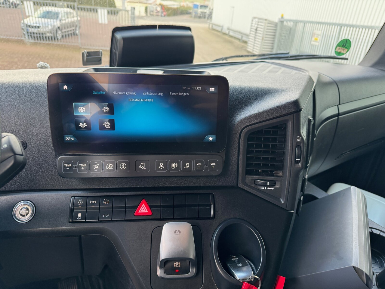 Mercedes-Benz Arocs 1840 L 4x2 Arocs 1840 L 4x2, Kran Palfinger PK12001L, Hochstand - Crane truck: picture 5 Mercedes-Benz Arocs 1840 L 4x2 Arocs 1840 L 4x2, Kran Palfinger PK12001L, Hochstand - Crane truck: picture 5