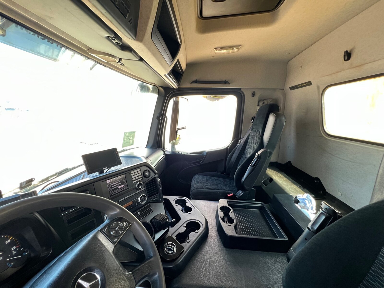 Cab chassis truck Mercedes-Benz Arocs 2045 AK 4x4 Arocs 2045 AK 4x4, GROUNDER: picture 6