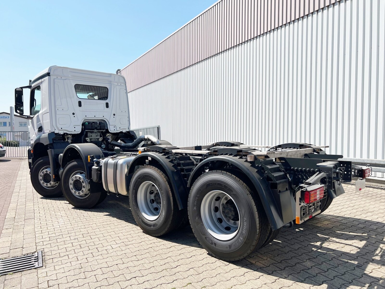 Leasing of Mercedes-Benz Arocs 3240 8x4 Arocs 3240 8x4, 9/10m³ Mischer Mercedes-Benz Arocs 3240 8x4 Arocs 3240 8x4, 9/10m³ Mischer: picture 15 Leasing of Mercedes-Benz Arocs 3240 8x4 Arocs 3240 8x4, 9/10m³ Mischer Mercedes-Benz Arocs 3240 8x4 Arocs 3240 8x4, 9/10m³ Mischer: picture 15