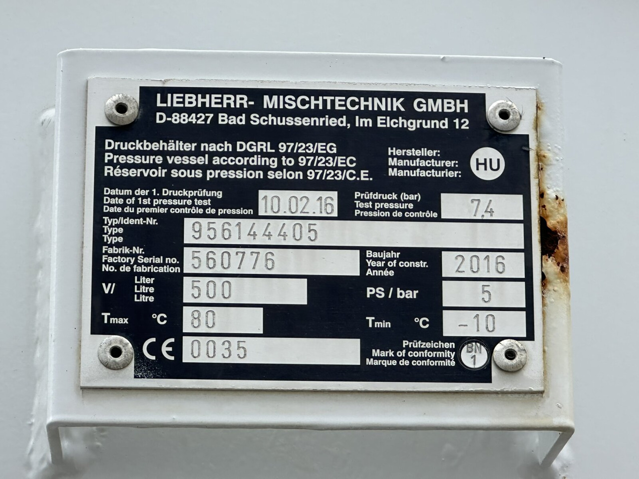 Mercedes-Benz Arocs 3251 8x4/4 Arocs 3251 8x4/4, Betonmischer Liebherr ca. 9m³ - Concrete mixer truck: picture 4 Mercedes-Benz Arocs 3251 8x4/4 Arocs 3251 8x4/4, Betonmischer Liebherr ca. 9m³ - Concrete mixer truck: picture 4