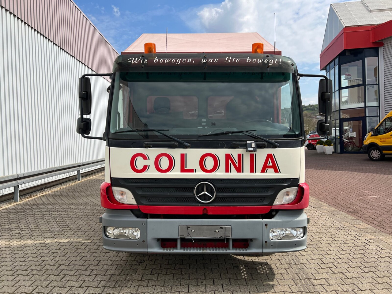 Leasing of Mercedes-Benz Atego 1223 L 4x2 Atego 1223 L 4x2, Kompl. Zug, Lift- & Schiebeplateau, Funk Mercedes-Benz Atego 1223 L 4x2 Atego 1223 L 4x2, Kompl. Zug, Lift- & Schiebeplateau, Funk: picture 9