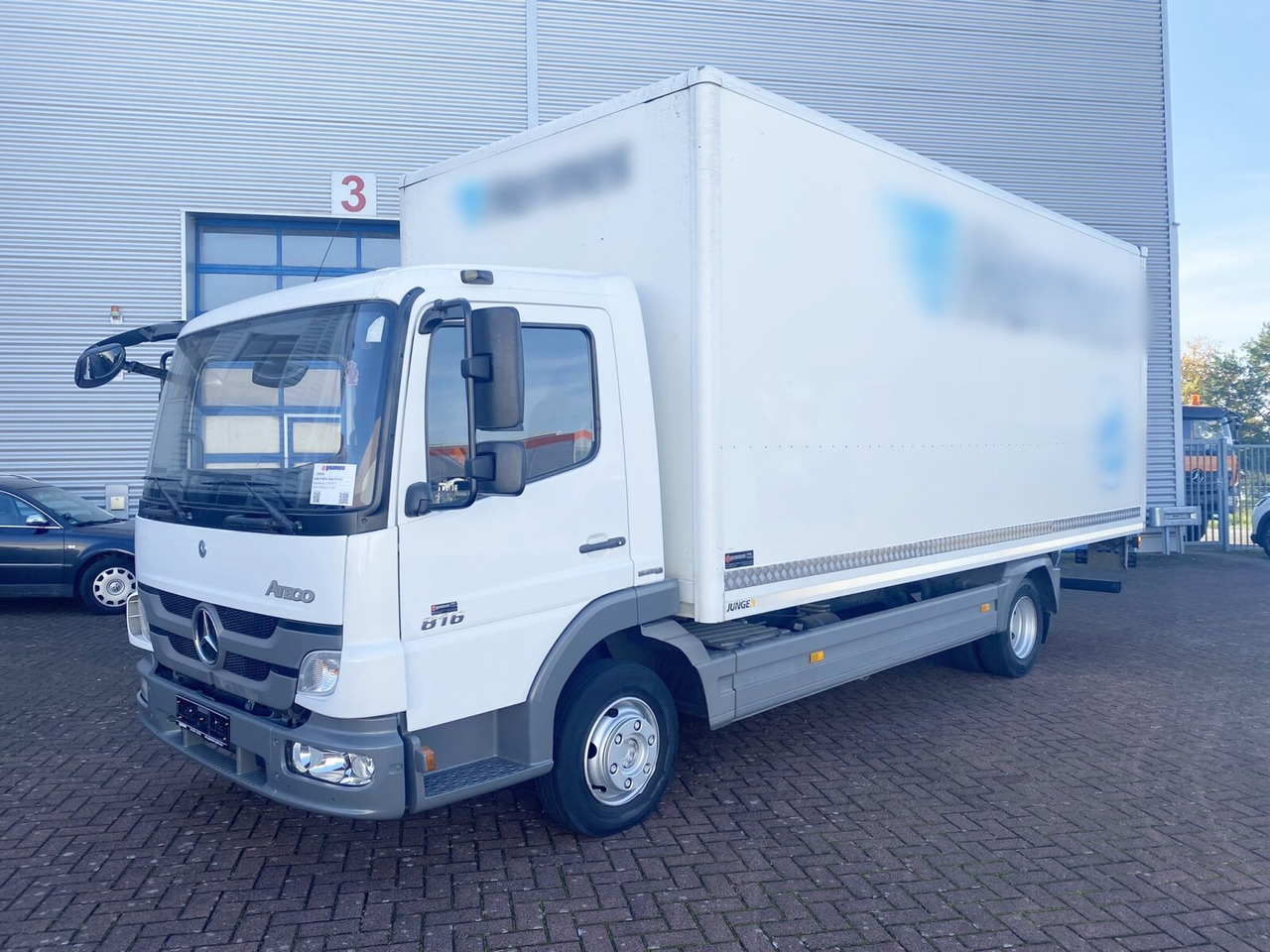 Mercedes-Benz Atego 816 4x2 Atego 816 4x2 mit Sörensen LBW - Box truck: picture 1 Mercedes-Benz Atego 816 4x2 Atego 816 4x2 mit Sörensen LBW - Box truck: picture 1