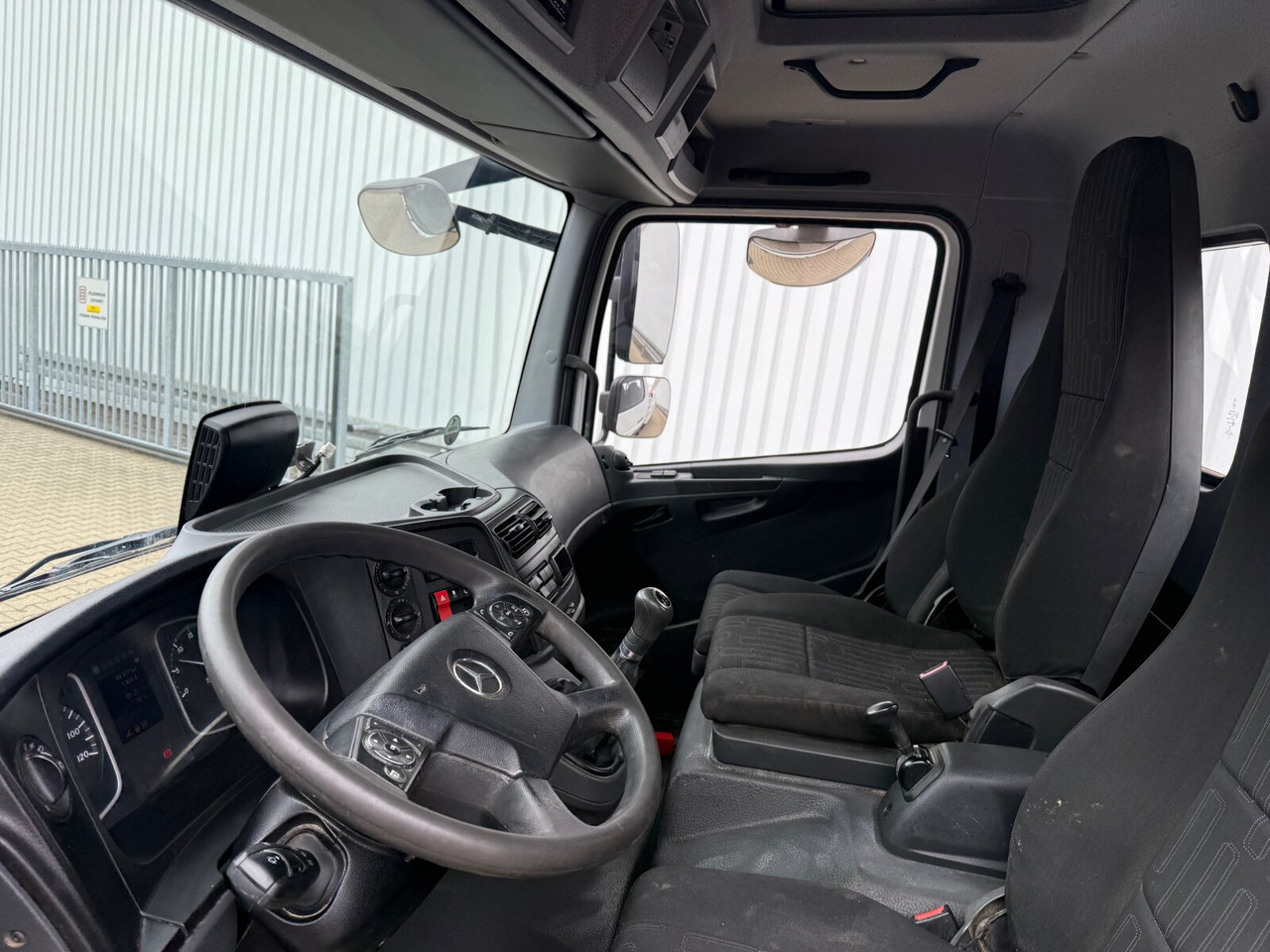 Mercedes-Benz Atego 818/23 K 4x2 Atego 818/23 K 4x2, Meiller-Kipper - Tipper: picture 3 Mercedes-Benz Atego 818/23 K 4x2 Atego 818/23 K 4x2, Meiller-Kipper - Tipper: picture 3