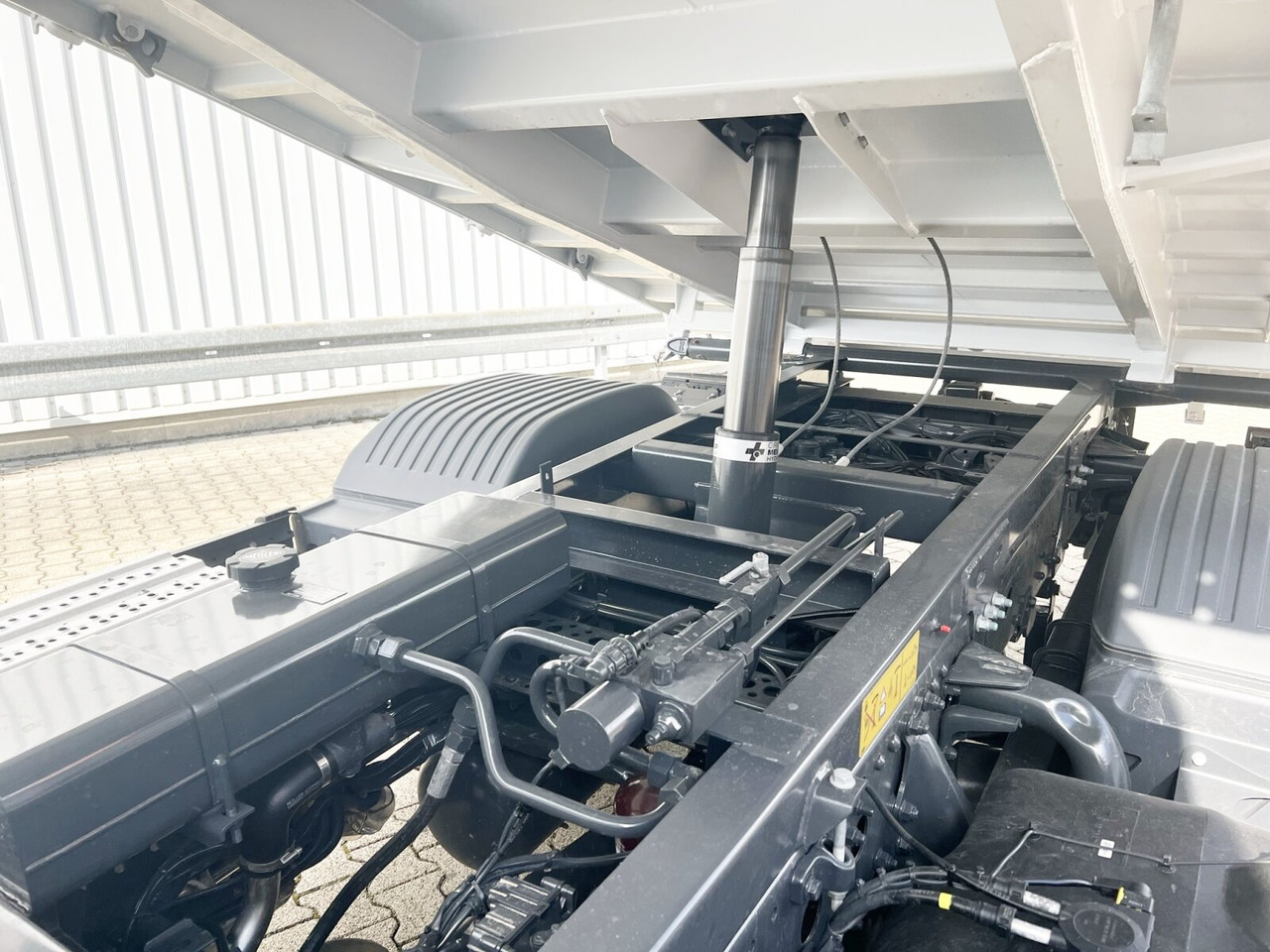 Leasing of Mercedes-Benz Atego 818 K 4x2 Atego 818 K 4x2, 2x AHK, Meiller-Kipper, mehrfach Vorhanden! Mercedes-Benz Atego 818 K 4x2 Atego 818 K 4x2, 2x AHK, Meiller-Kipper, mehrfach Vorhanden!: picture 11
