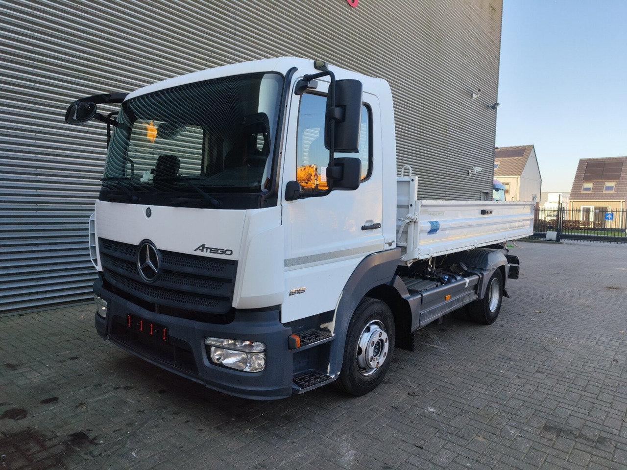 Mercedes-Benz Atego 818 K 4x2 Atego 818 K 4x2, Meiller-Kipper, - Tipper: picture 1 Mercedes-Benz Atego 818 K 4x2 Atego 818 K 4x2, Meiller-Kipper, - Tipper: picture 1