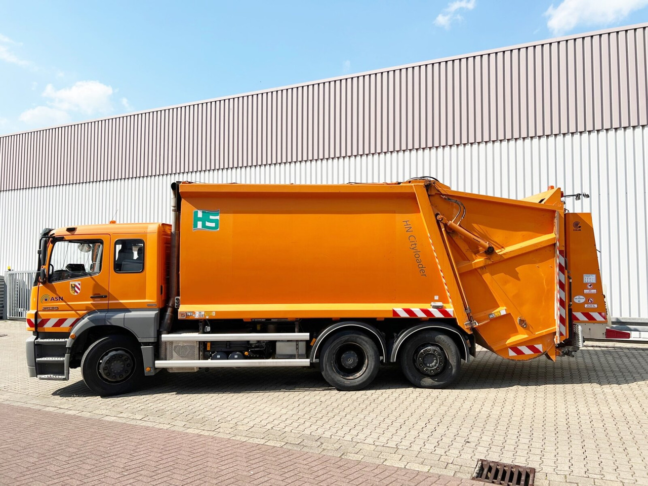Refuse truck for transportation of garbage Mercedes-Benz Axor 2529 L 6x2 Axor 2529 L 6x2, Lenkachse, HN-Cityloader, Zöller-Schüttung: picture 15