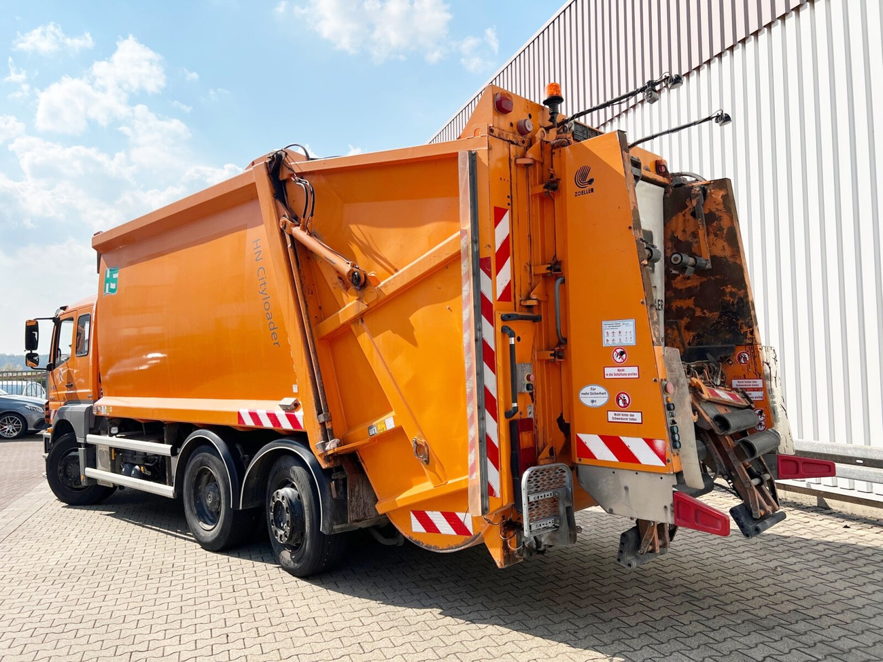 Refuse truck for transportation of garbage Mercedes-Benz Axor 2529 L 6x2 Axor 2529 L 6x2, Lenkachse, HN-Cityloader, Zöller-Schüttung: picture 12