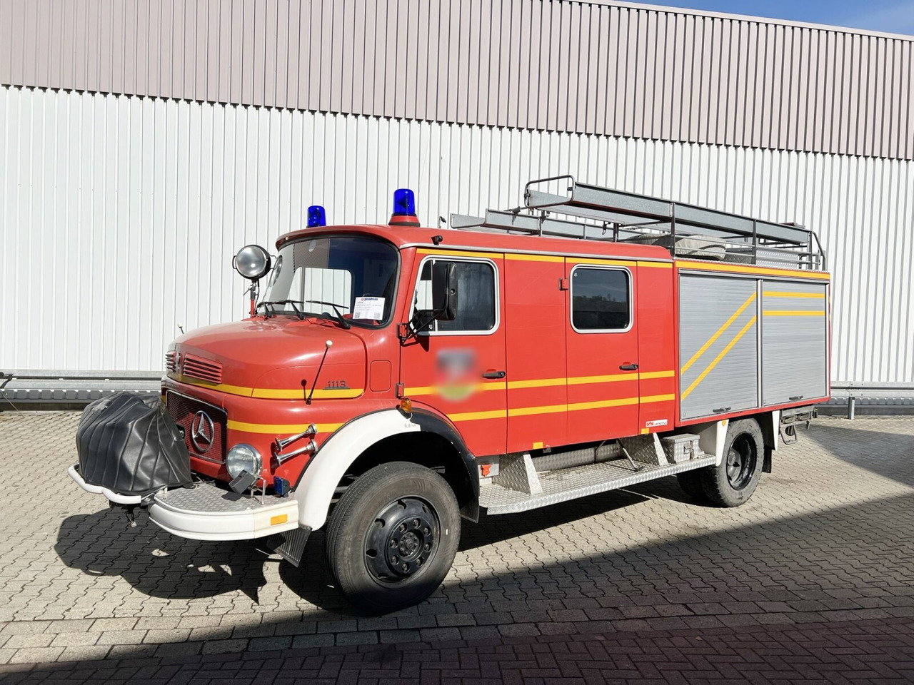 Mercedes-Benz LAF 1113 B 4x4 Doka LAF 1113 B 4x4 Doka, LF 16 TS - Fire engine: picture 1 Mercedes-Benz LAF 1113 B 4x4 Doka LAF 1113 B 4x4 Doka, LF 16 TS - Fire engine: picture 1