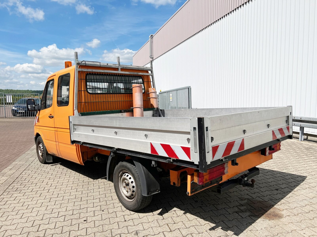 Open body delivery van, Crew cab van Mercedes-Benz Sprinter 308 4x2 Doka Sprinter 308 4x2 Doka: picture 12 Open body delivery van, Crew cab van Mercedes-Benz Sprinter 308 4x2 Doka Sprinter 308 4x2 Doka: picture 12