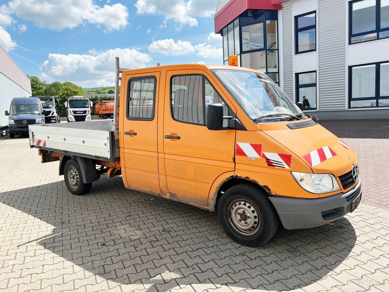 Open body delivery van, Crew cab van Mercedes-Benz Sprinter 308 4x2 Doka Sprinter 308 4x2 Doka: picture 9 Open body delivery van, Crew cab van Mercedes-Benz Sprinter 308 4x2 Doka Sprinter 308 4x2 Doka: picture 9