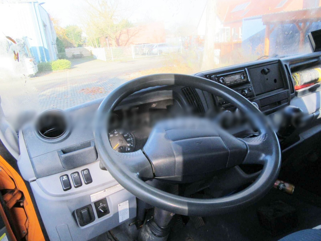 Mitsubishi Canter Fuso 6C18 4x4 Canter Fuso 6C18 4x4, Winterdienstausstattung, City-Abroller - Hook lift truck: picture 3 Mitsubishi Canter Fuso 6C18 4x4 Canter Fuso 6C18 4x4, Winterdienstausstattung, City-Abroller - Hook lift truck: picture 3