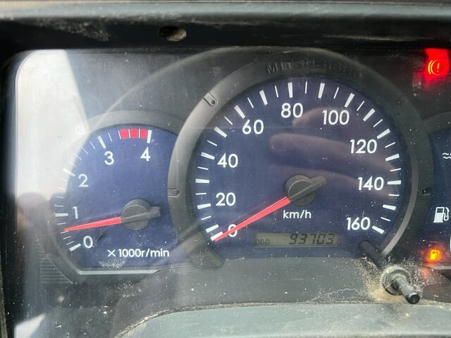 Mitsubishi Canter Fuso 7C15D 4x2 Canter Fuso 7C15D 4x2 - Tipper: picture 4 Mitsubishi Canter Fuso 7C15D 4x2 Canter Fuso 7C15D 4x2 - Tipper: picture 4